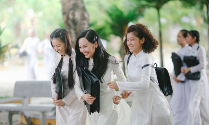 Ý nghĩa khi nằm mơ thấy đi học